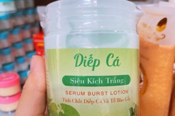Hình ảnh chi tiết tin tức Sở Y tế thông báo thu hồi sản phẩm Serum Burst Lotion Diếp cá siêu kích trắng - lọ 250g không rõ nguồn gốc xuất xứ Hình ảnh tin tức Sở Y tế thông báo thu hồi sản phẩm Serum Burst Lotion Diếp cá siêu kích trắng - lọ 250g không rõ nguồn gốc xuất xứ