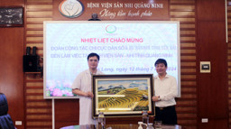 Hình ảnh chi tiết tin tức Đoàn công tác Chi cục dân số và Bệnh viện Sản- Nhi tỉnh Yên Bái tham quan và làm việc tại Bệnh viện Sản Nhi tỉnh Quảng Ninh Hình ảnh tin tức Đoàn công tác Chi cục dân số và Bệnh viện Sản- Nhi tỉnh Yên Bái tham quan và làm việc tại Bệnh viện Sản Nhi tỉnh Quảng Ninh